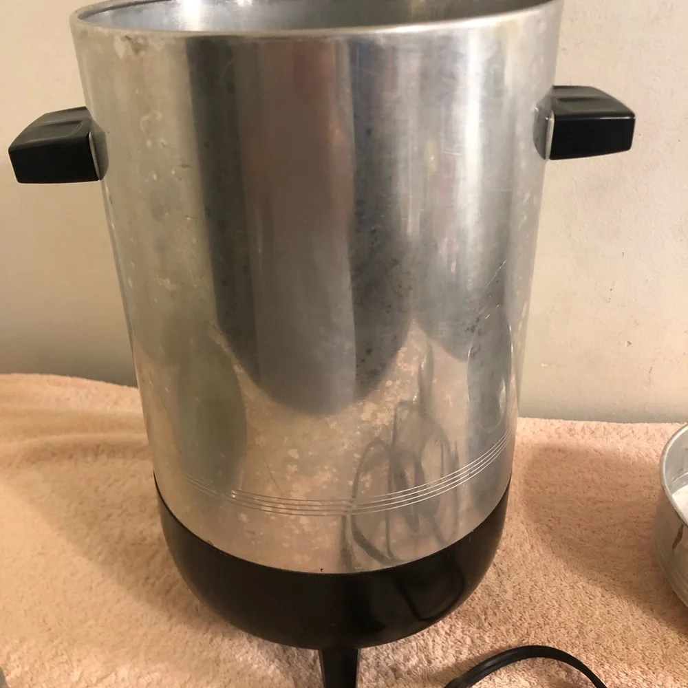 Vintage Empire-Matic 32 Cup Automatic Coffee Maker #2032SP Works